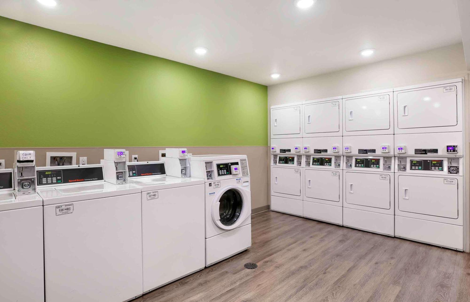 Extended Stay America Suites - פרובידנס מראה חיצוני תמונה