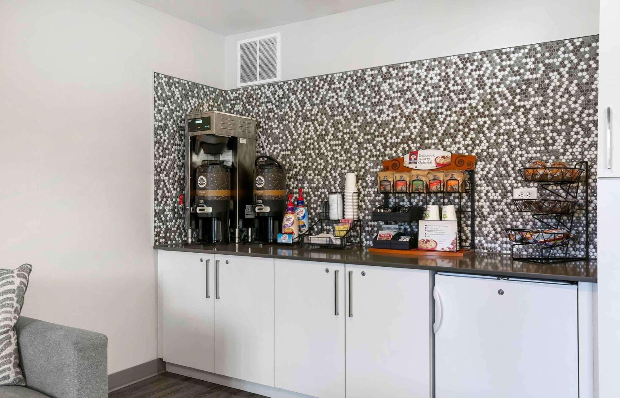 Extended Stay America Suites - פרובידנס מראה חיצוני תמונה